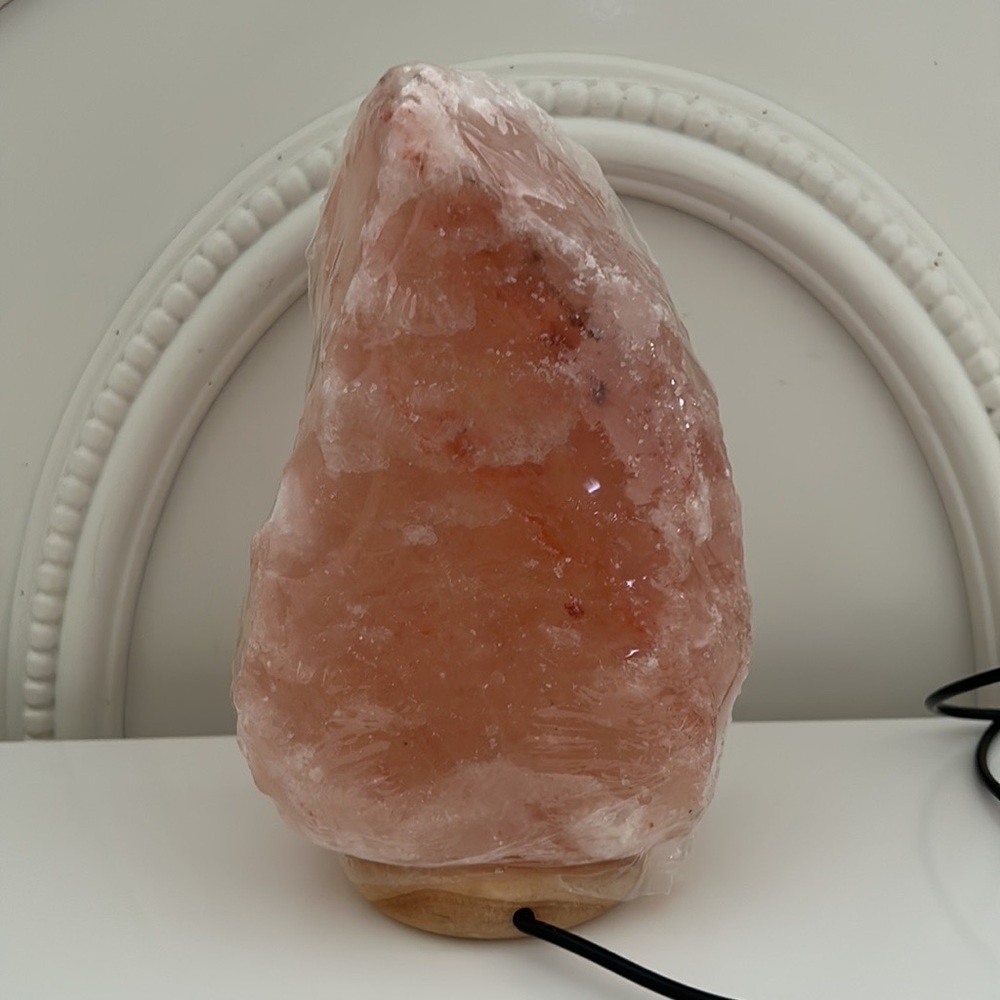 Color changing salt light - Picture 4 of 7